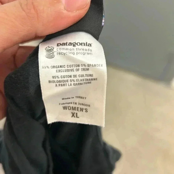 Patagonia  black midi dress - Picture 5 of 5